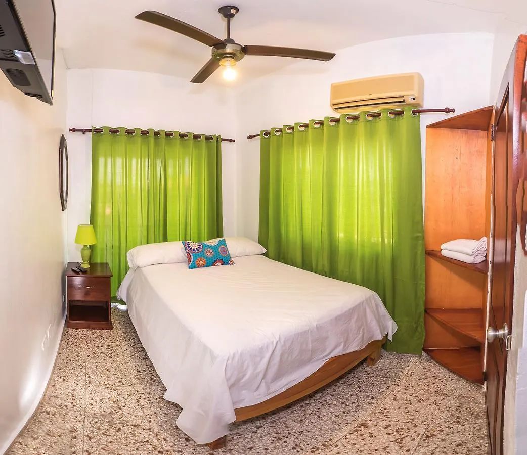 B&M Setup Hotels Los Mameyes